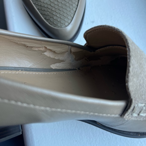 SAKS FIFTH AVENUE — Pointy Toe Loafers — Size 7.5 - Picture 4 of 4